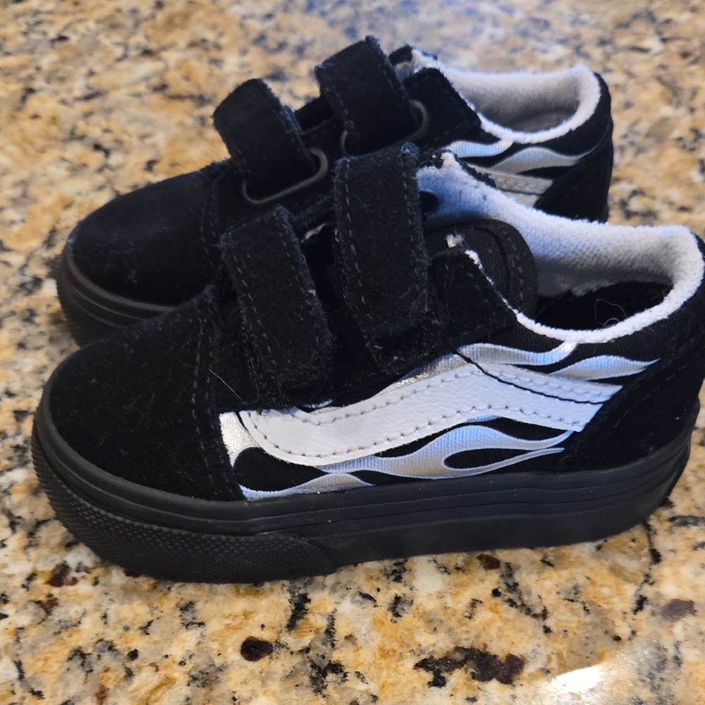 Vans Black Flame Sneakers Size 4.5c